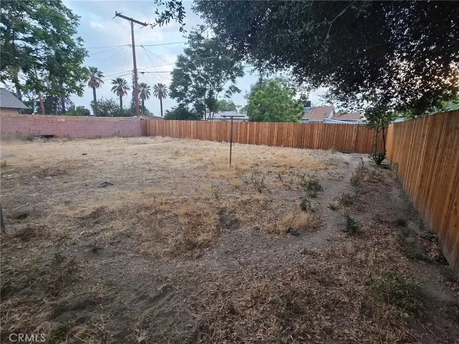 357 S Juanita, Hemet, CA 92543 - #3