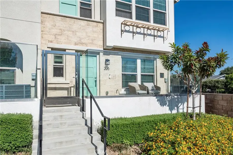 205 S Paige Ln, La Habra, CA 90631 - #2