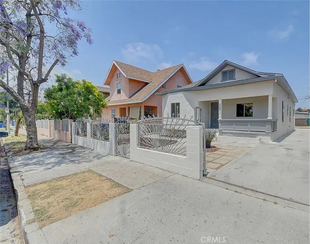811 E 42nd, Los Angeles, CA 90011 - #1