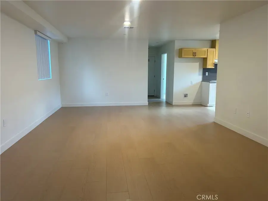221--223 W 106th, Los Angeles, CA 90003 - #3
