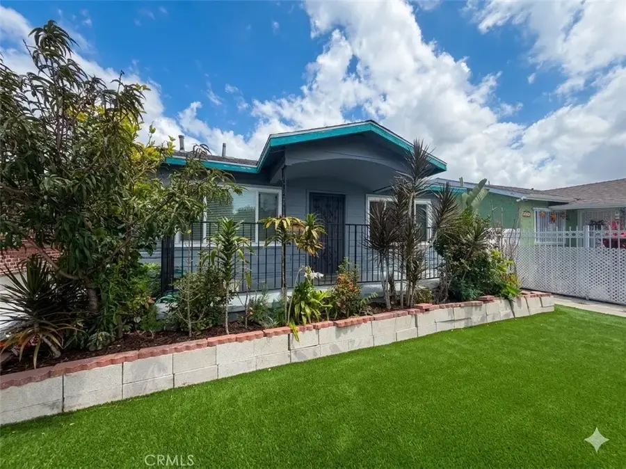 1425 W Gage Avenue, Los Angeles, CA 90047 - #2