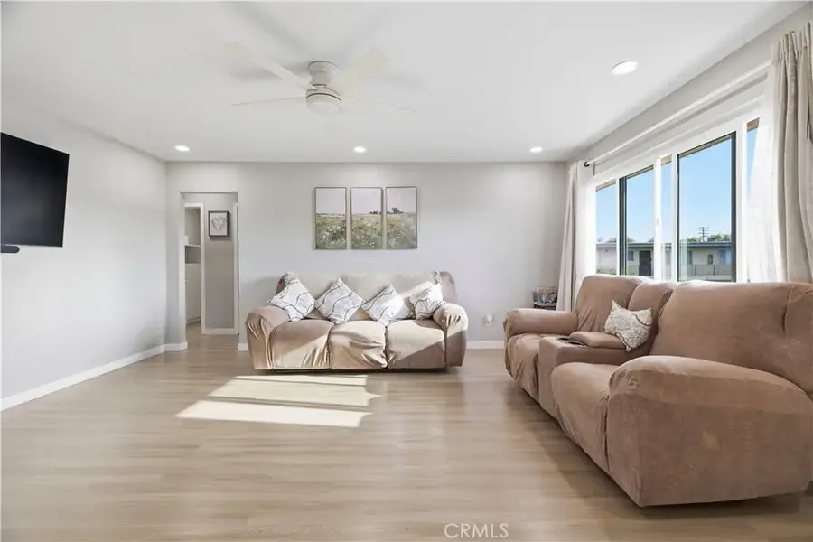 5535 Ackerfield Avenue #28, Long Beach, CA 90805 - #2