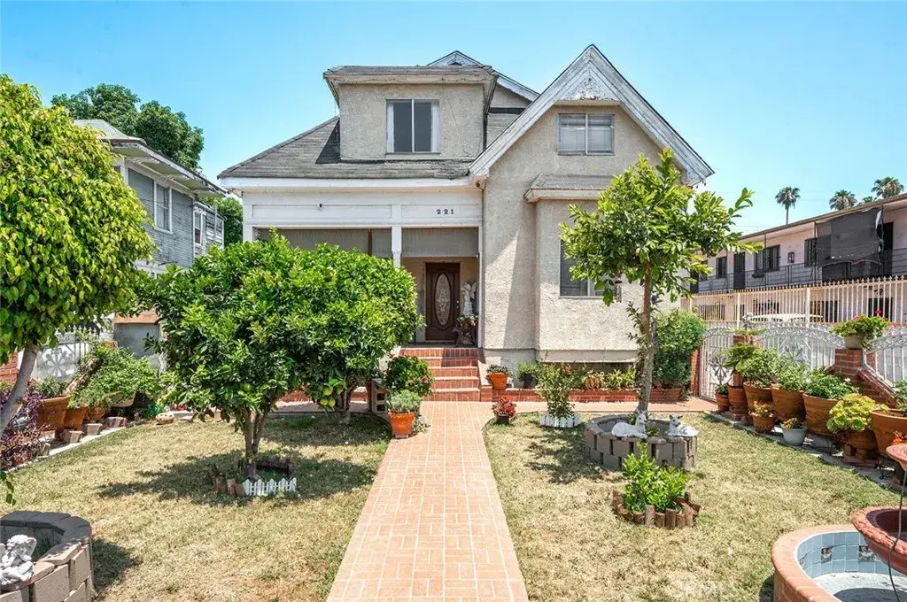 221 E 25th, Los Angeles, CA 90011 - #1