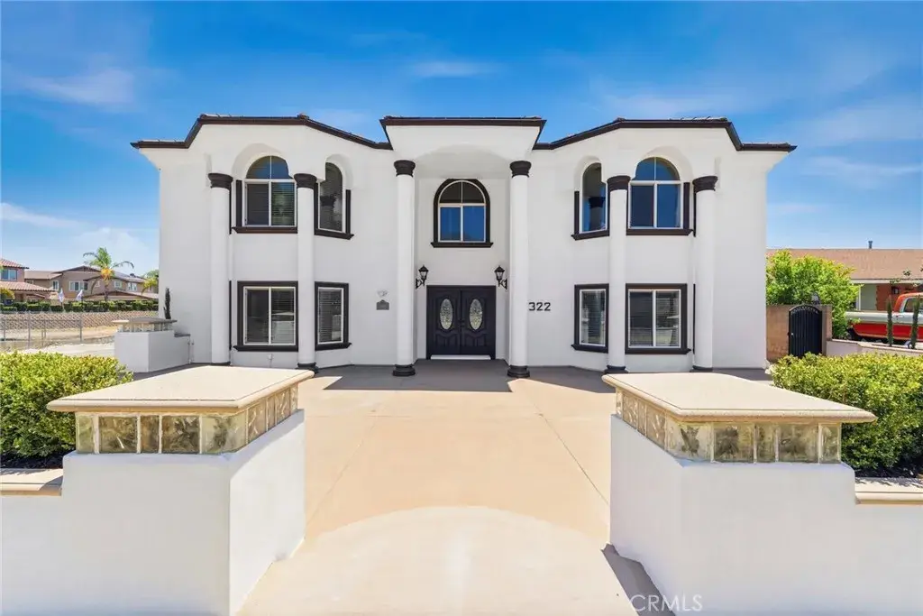 322 E 19th, Upland, CA 91784 - #1