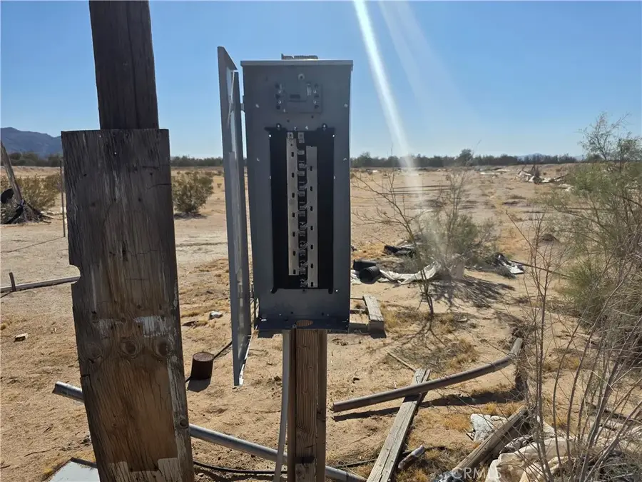32398 Fort Cady, Newberry Springs, CA 92365 - #2