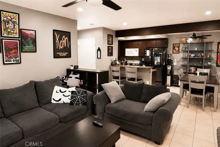 33 Town And Country, Pomona, CA 91766 - #3