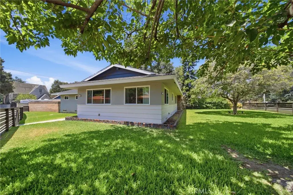 194 Monroe Avenue, Pomona, CA 91767 - #1
