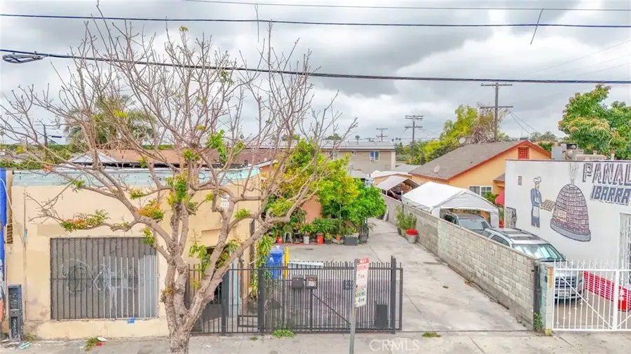 8217 Broadway Street, Los Angeles, CA 90003 - #2