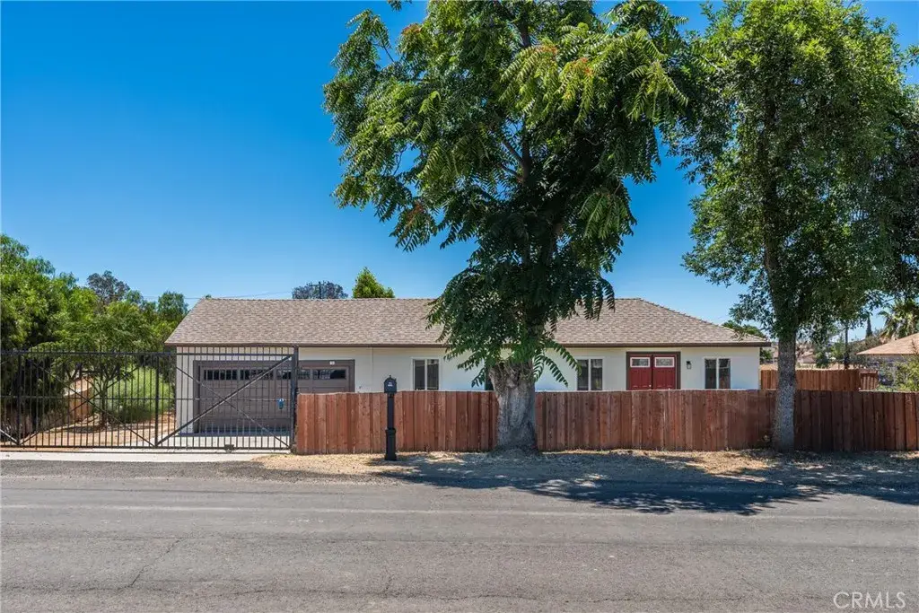 765 W County Line, Calimesa, CA 92320 - #1