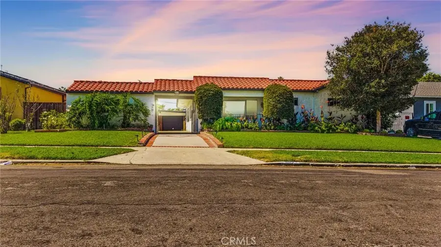 602 W 121st, Los Angeles, CA 90044 - #2