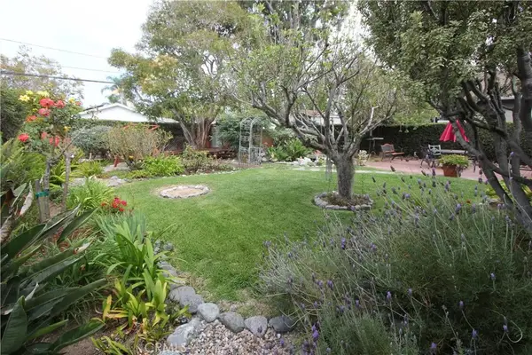 1729 Lake, Huntington Beach, CA 92648