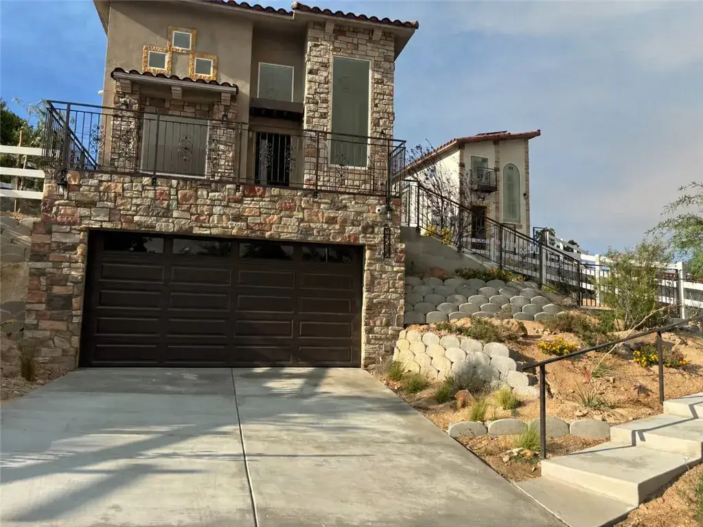 16620 Forrest Avenue, Victorville, CA 92395 - #1