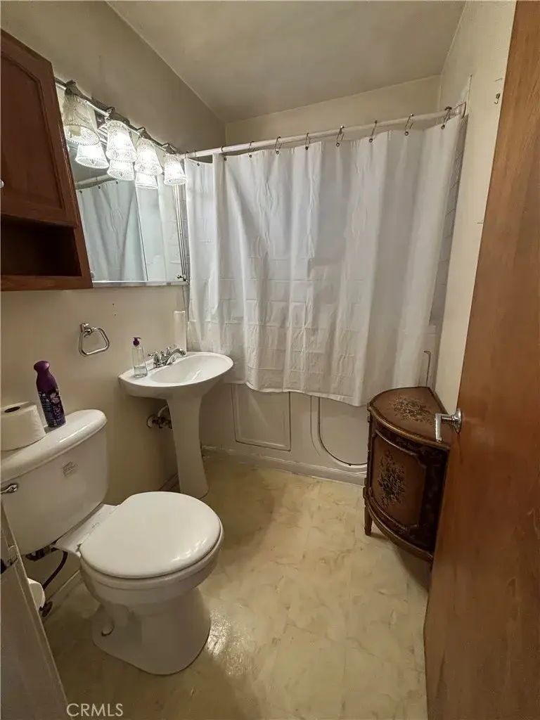 10523 Stonybrook, South Gate, CA 90280 - #3