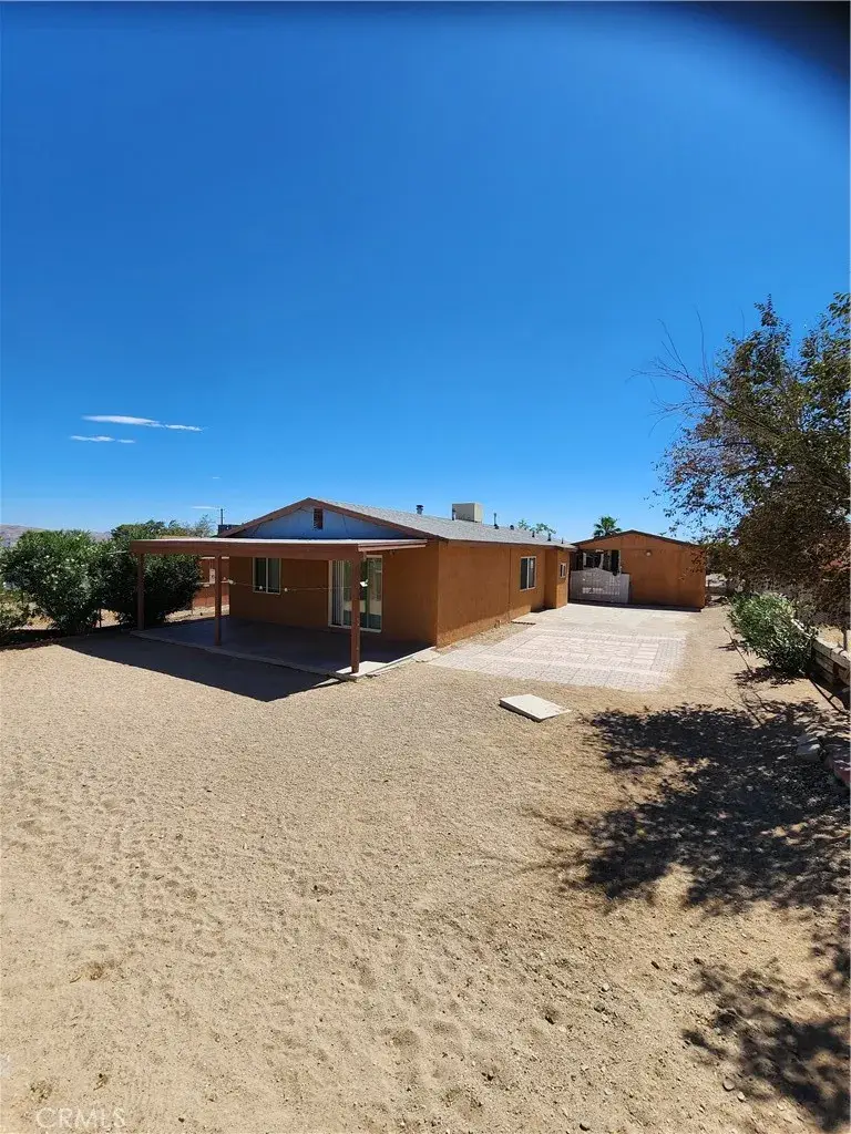 2020 Yosemite, Barstow, CA 92311 - #2