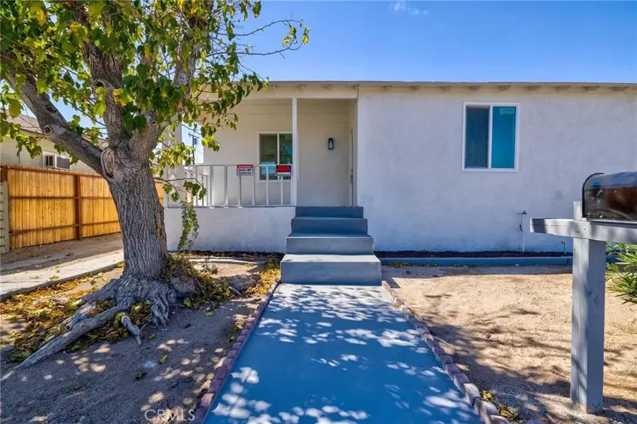 124 W Fredricks, Barstow, CA 92311 - #2