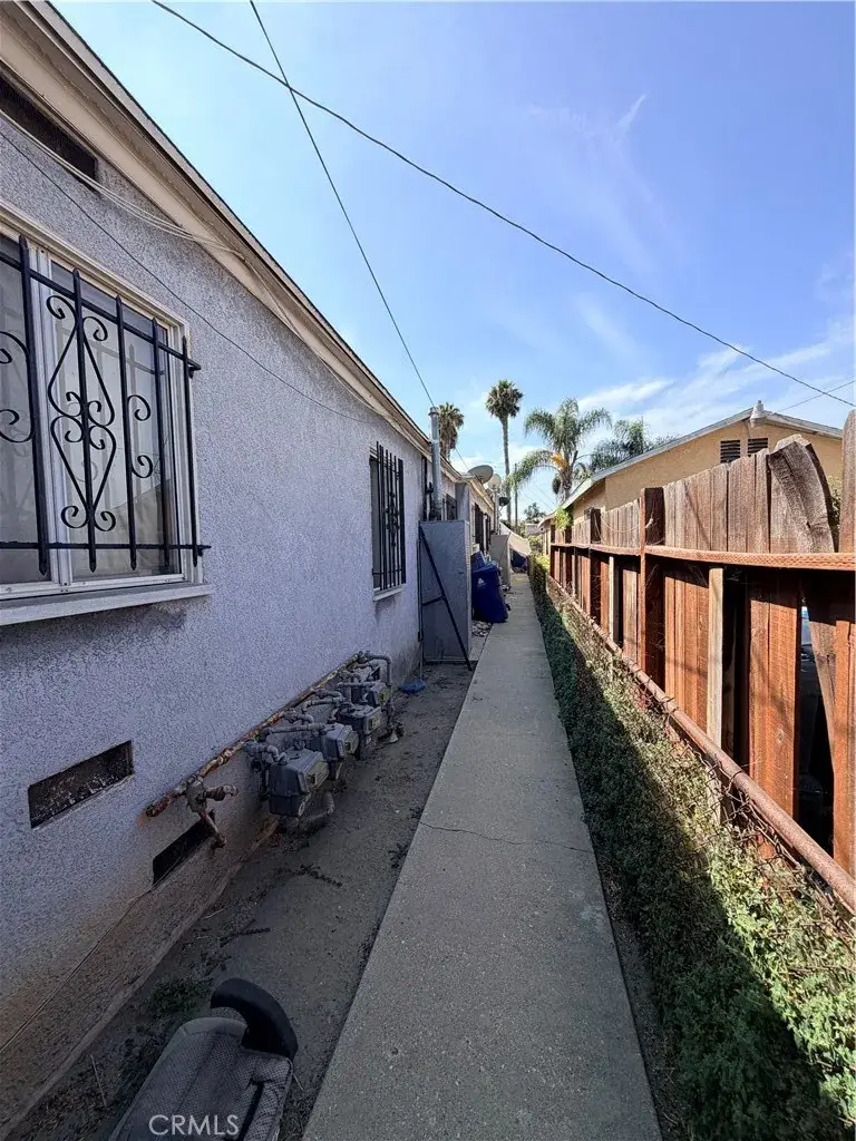 7919 Naomi, Los Angeles, CA 90001 - #1