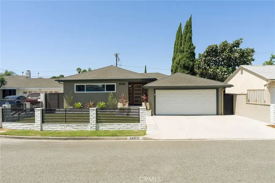 10613 Dolan Ave, Downey, CA 90241 - #2