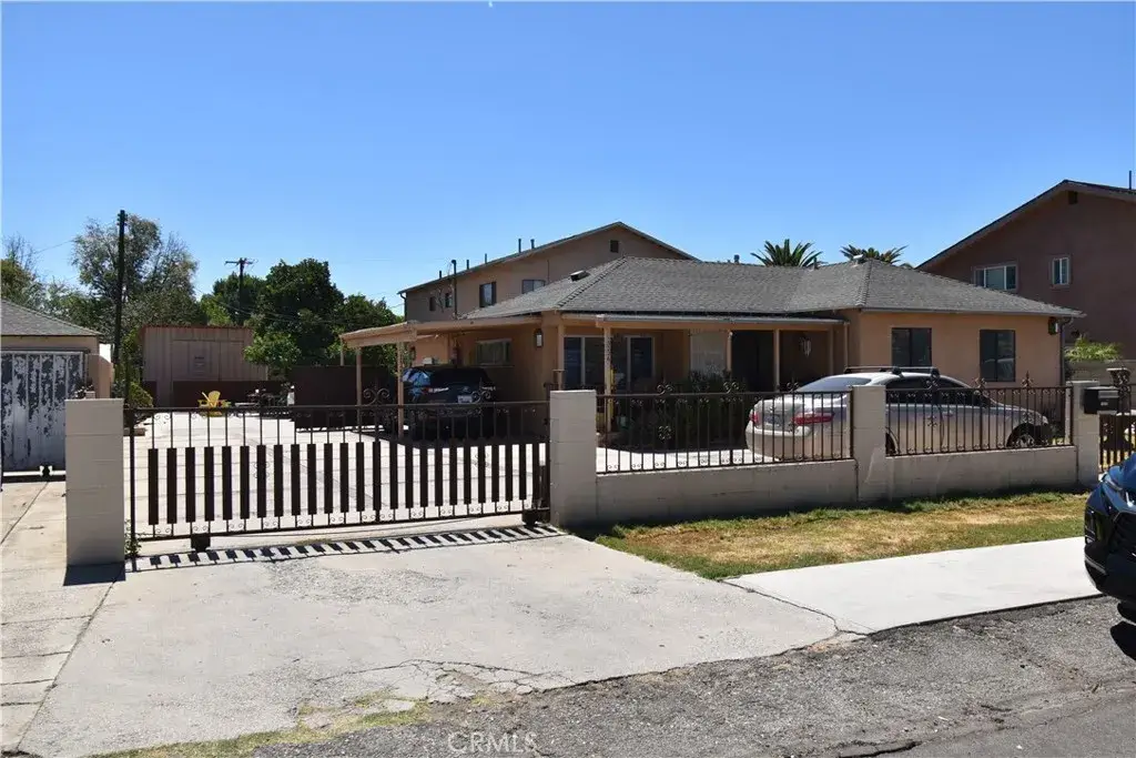 13226 Bromwich, Arleta, CA 91331 - #1