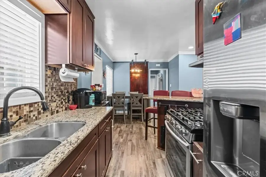407 E Sunset, Long Beach, CA 90805 - #2