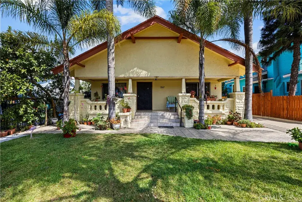 707 W 49th Street, Los Angeles, CA 90037 - #1