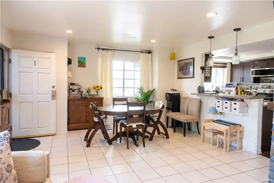 13949 Arthur Avenue #1, Paramount, CA 90723 - #3