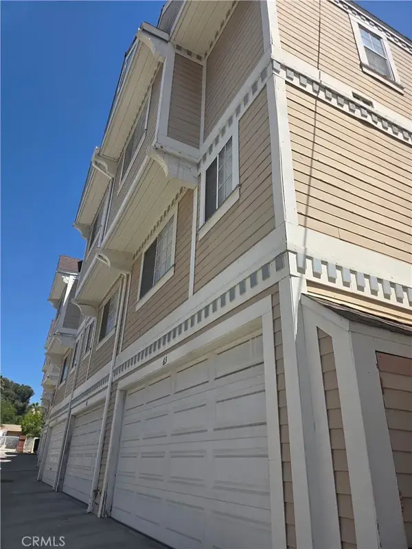 13750 Hubbard Street #63, Sylmar, CA 91342