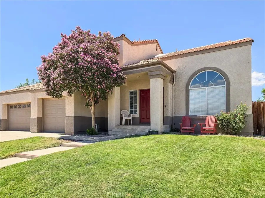 12416 Softwind Dr, Victorville, CA 92395 - #3