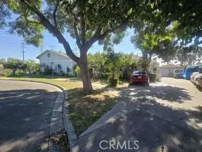 5746--5748 Rocket, Lakewood, CA 90713 - #2