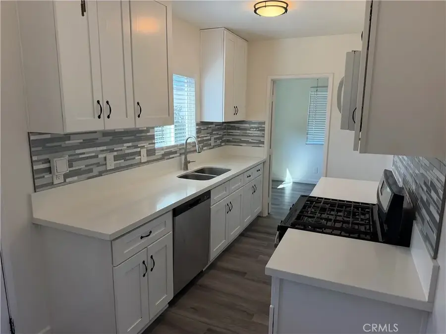 1196 W 3rd, Pomona, CA 91766 - #3