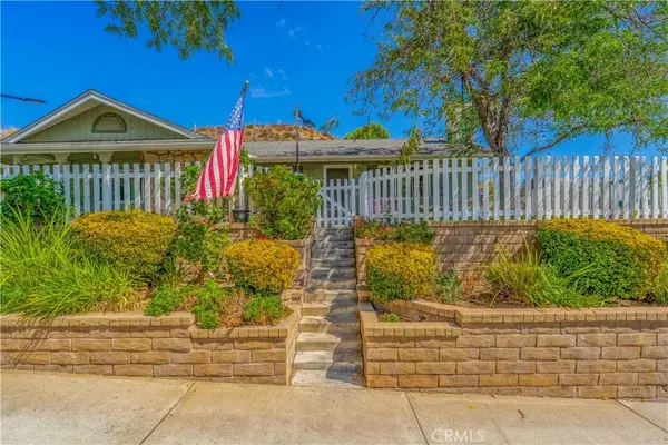 28236 Hot Springs, Canyon Country, CA 91351