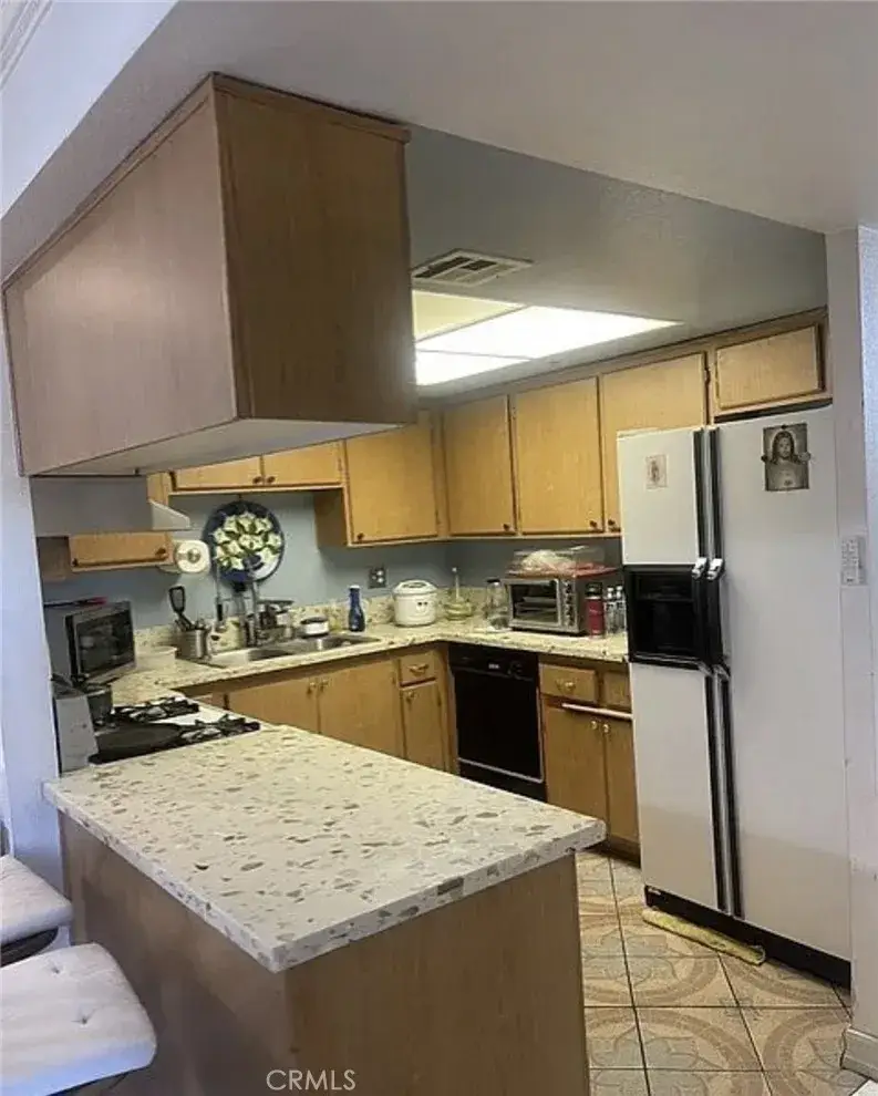 7018 Rita Ave #404, Huntington Park, CA 90255 - #3