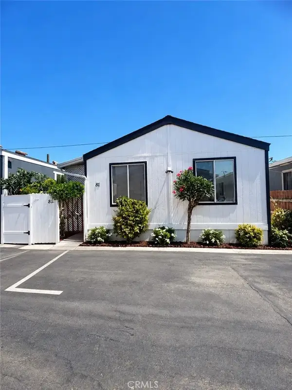 7560 Woodman #81, Van Nuys, CA 91405