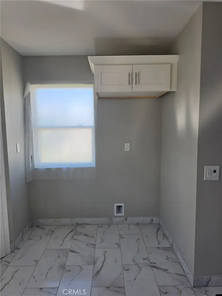 419 W Devonshire Avenue, Hemet, CA 92543 - #3