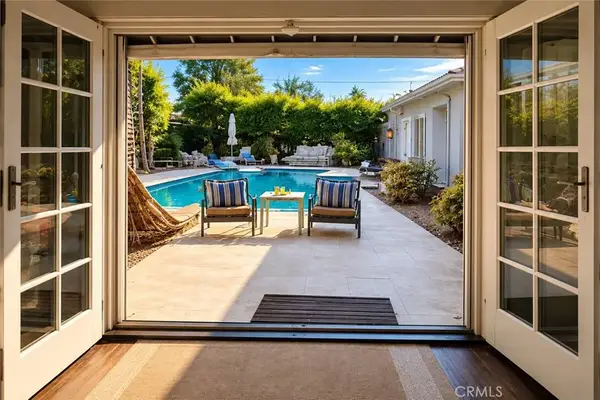 6254 Agnes Avenue, North Hollywood, CA 91606