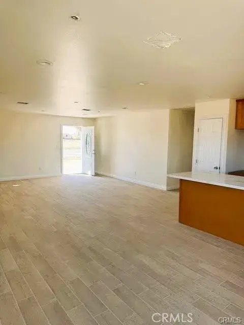 8669 S. Loop Boulevard, California City, CA 93505 - #3