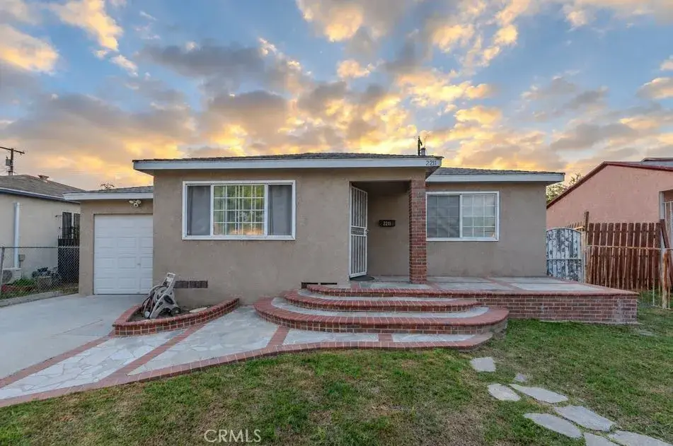 2211 N Grape Ave, Compton, CA 90222 - #1