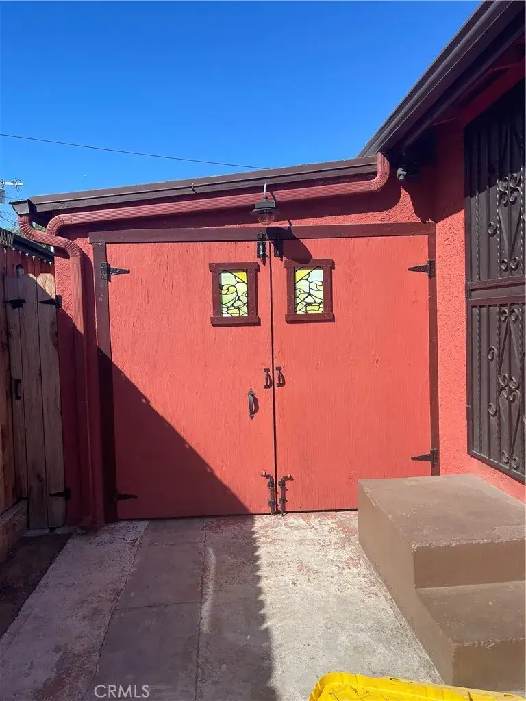 657 W 66 Street, Los Angeles, CA 90044 - #3
