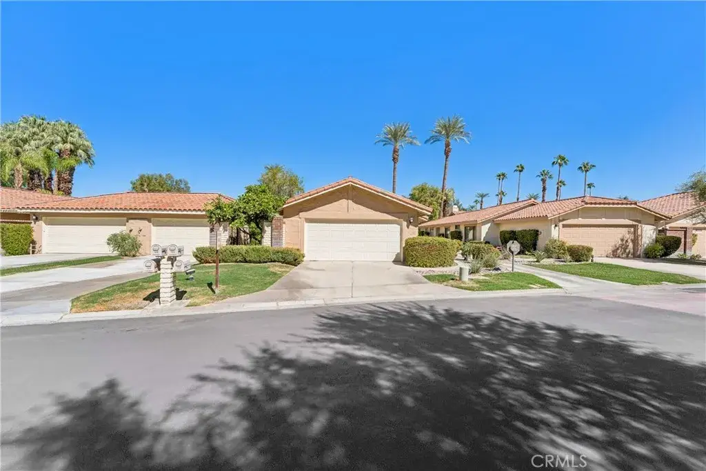 132 Gran Via, Palm Desert, CA 92260 - #1