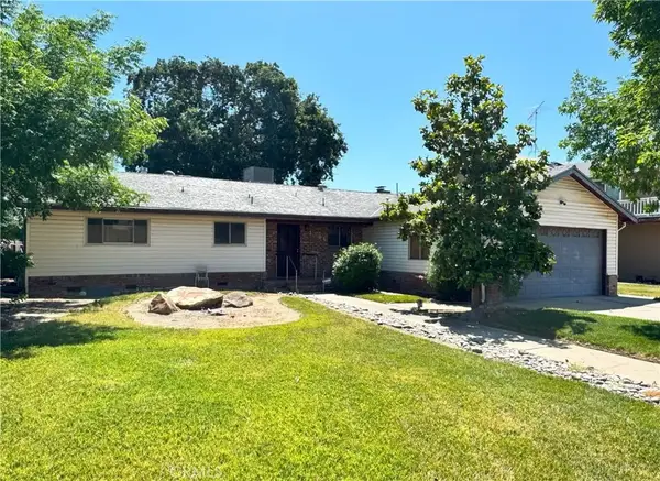 1041 Golden Gate Avenue, Dos Palos, CA 93620