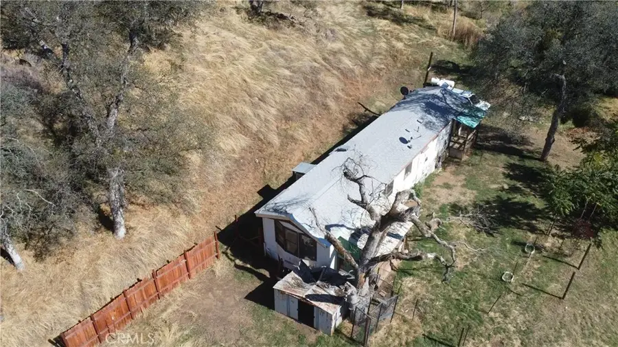 37799 Barberry Ln, Squaw Valley, CA 93675 - Image #3