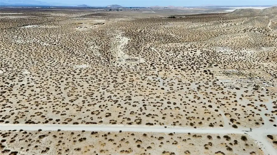 18 Skyranch, Adelanto, CA 92301 - #3