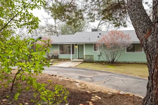 42058 Wild Stallion Court, Coarsegold, CA 93614