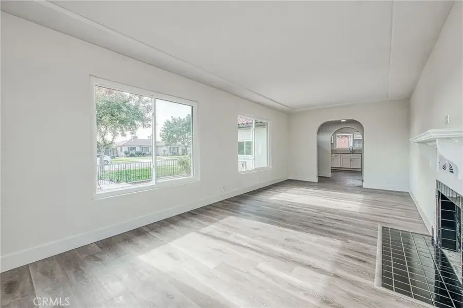 506 W Terrace Avenue, Fresno, CA 93705 - Image #3