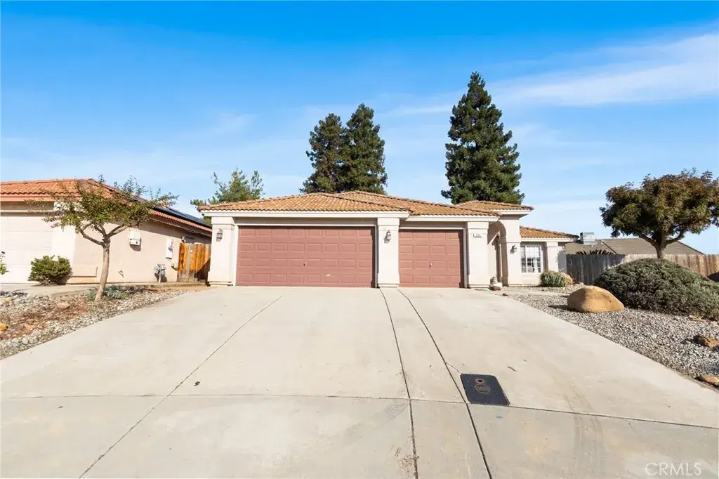 900 Michelle Court, Chowchilla, CA 93610 - Image #1