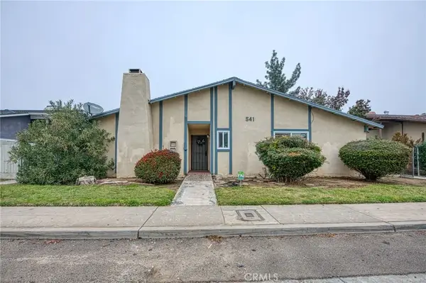 541 W Ashlan, Clovis, CA 93612