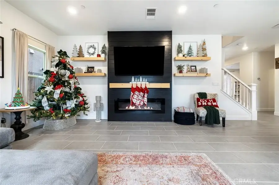 4085 Alamos, Clovis, CA 93619 - Image #2