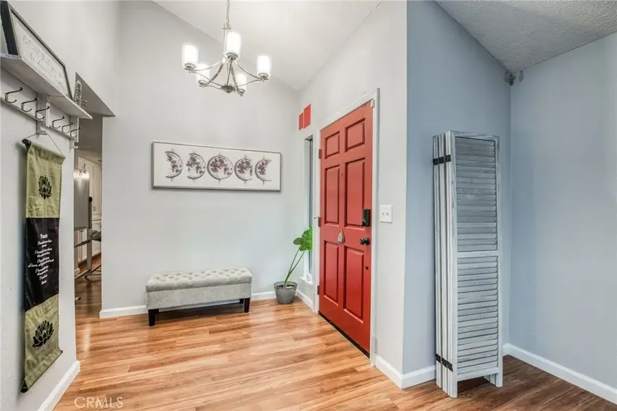 6189 N Cleo Avenue, Fresno, CA 93722 - Image #3