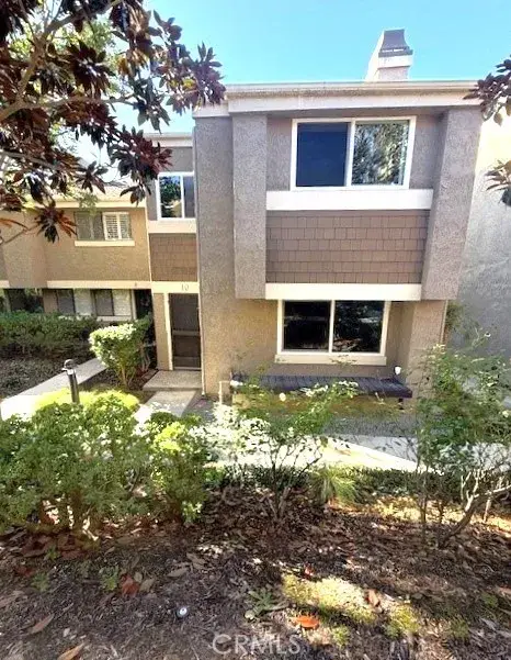 10 Summerwalk Court #29, Newport Beach, CA 92663