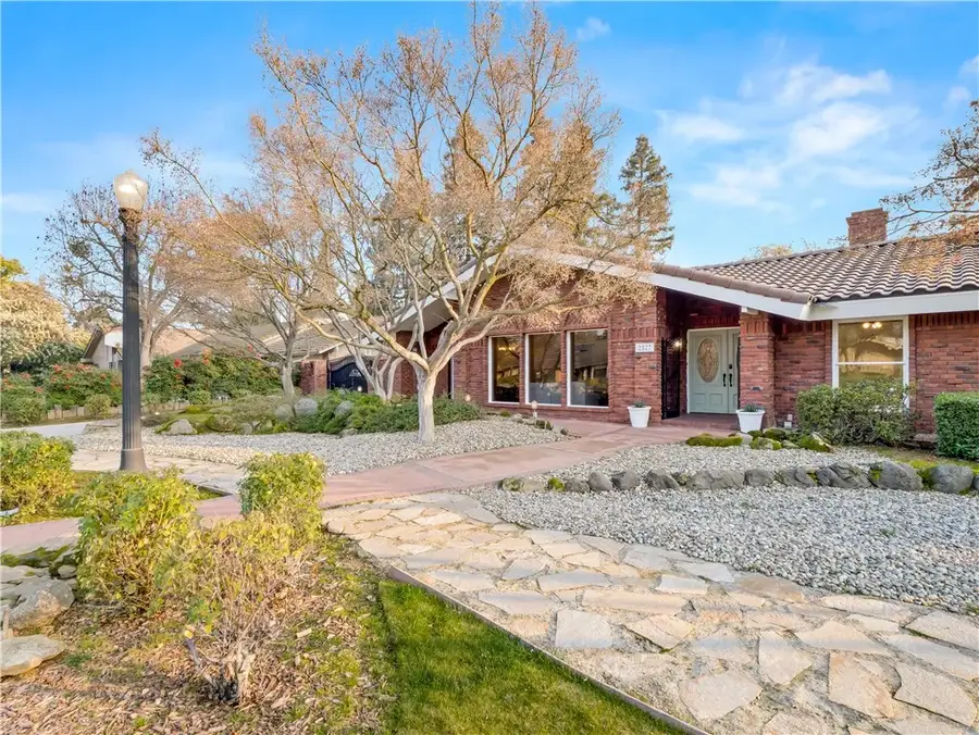 2527 W San Madele, Fresno, CA 93711 - Image #2