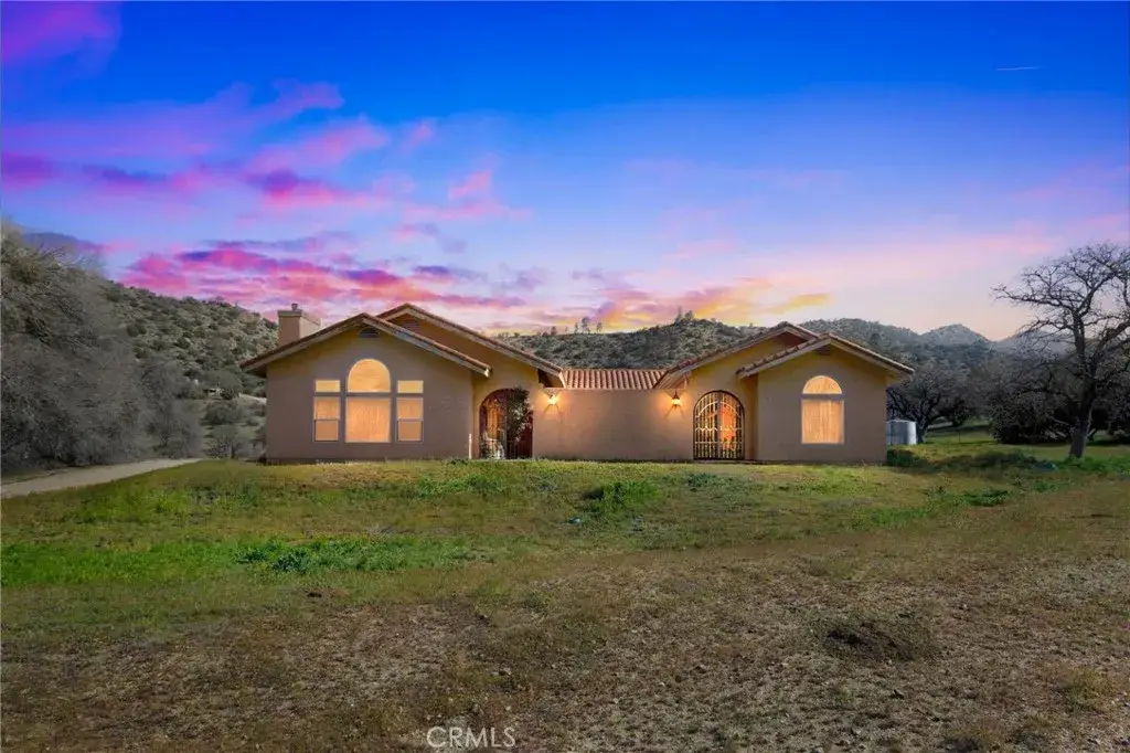 11701 Back Canyon Road, Caliente, CA 93518 - #1